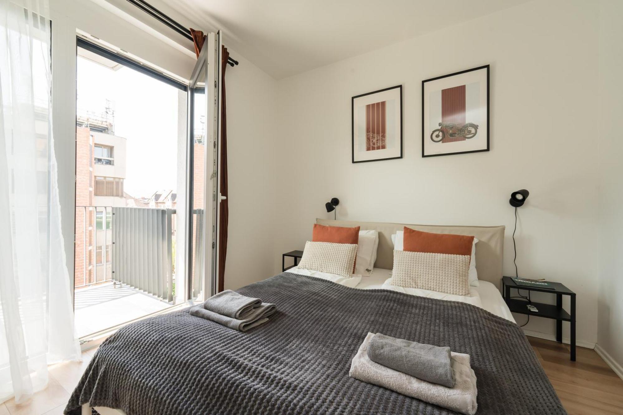 Brand New Modern Apartment-2 Rooms-Balcony-Garage Budapest Exteriör bild