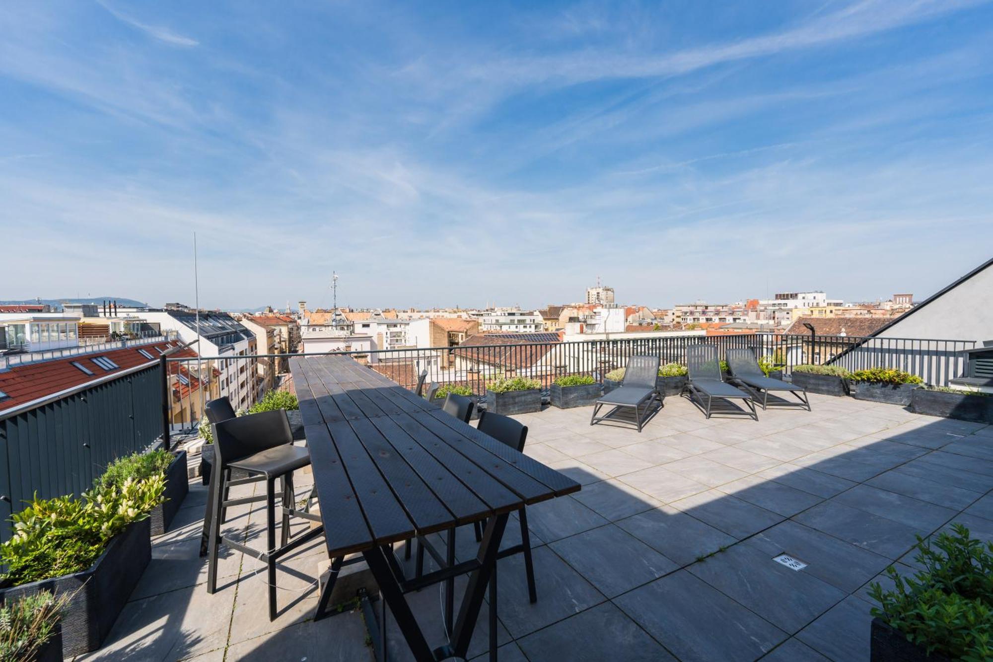 Brand New Modern Apartment-2 Rooms-Balcony-Garage Budapest Exteriör bild