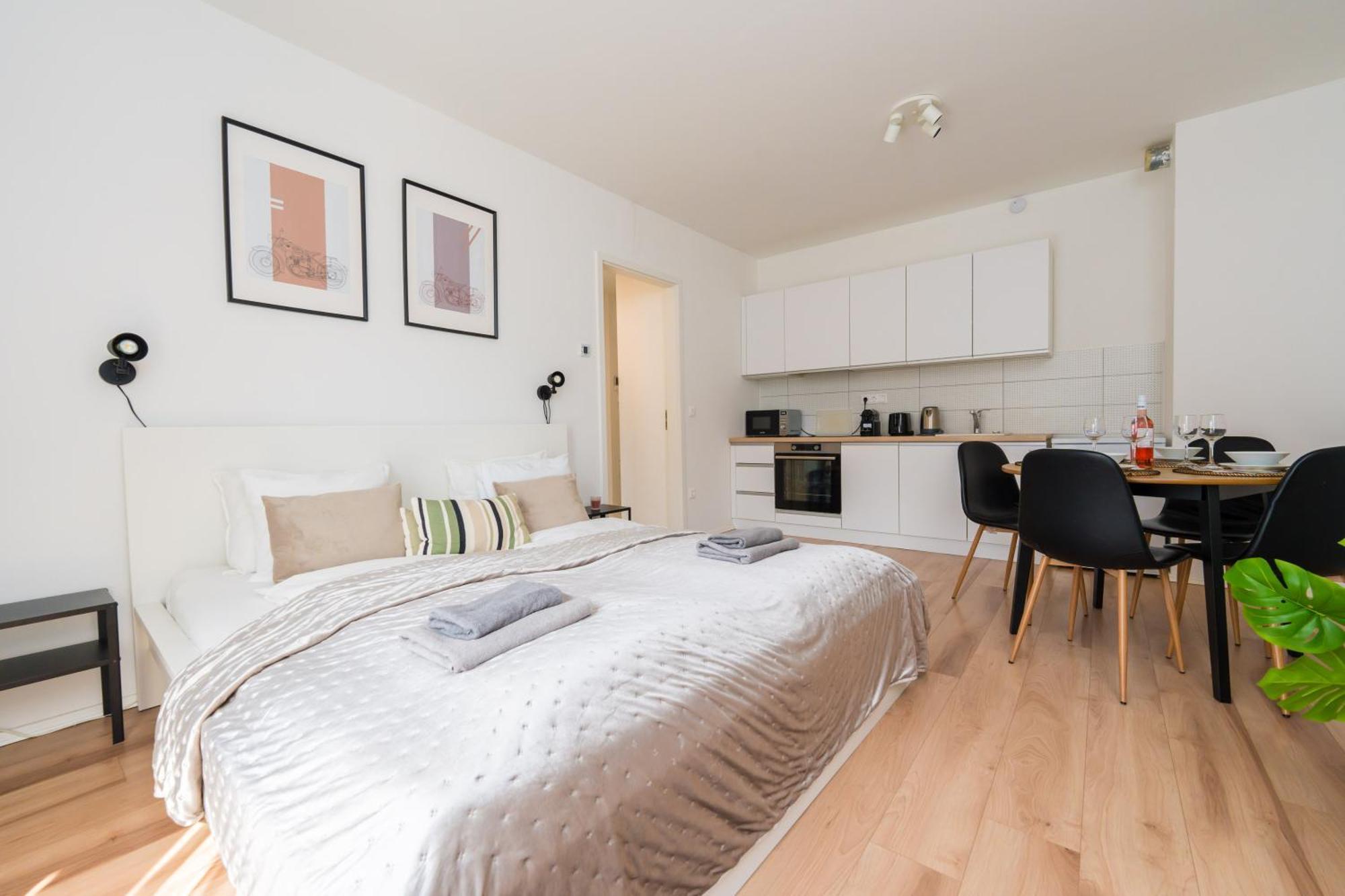 Brand New Modern Apartment-2 Rooms-Balcony-Garage Budapest Exteriör bild